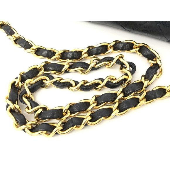 Vintage Chanel Single Flap Purse - Picture 5 of 17